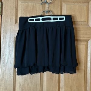 Black bubble hem skirt